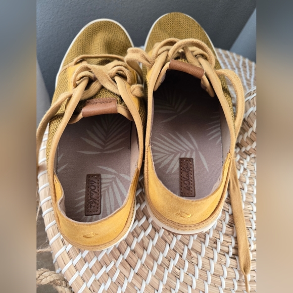 OLUKAI Pehuea Li Women's Slip On Sneakers, Casual Everyday Shoe/Amber Gold 8 - Picture 5 of 16